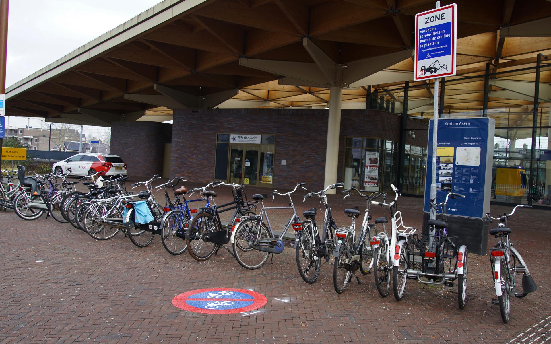 Foutgeparkeerde Fietsen Bij Station Assen Worden Straks Structureel